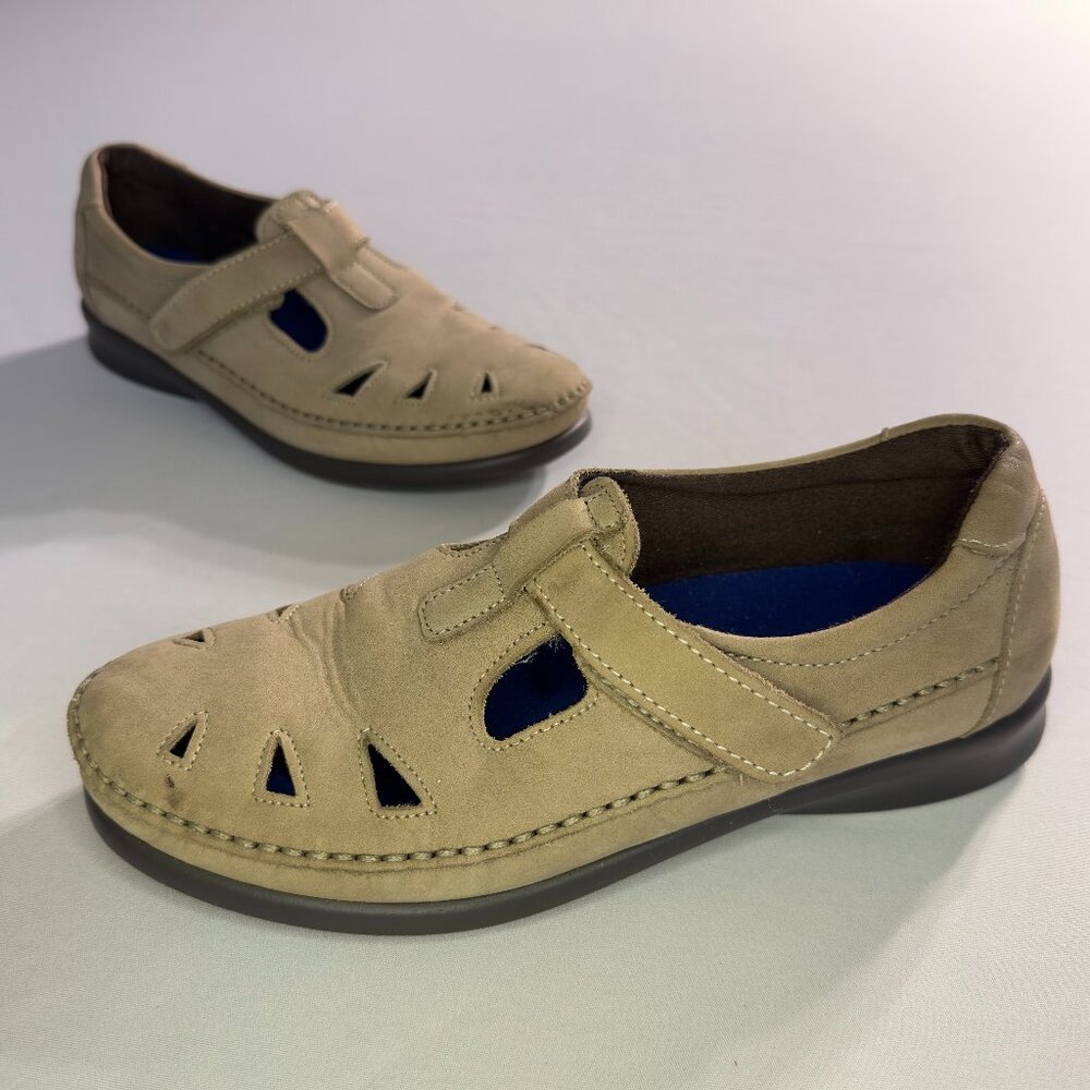 SAS Roamer - Women's Slip-on Loafer Velcro Comfort Walking Shoe, Size 8M Sage